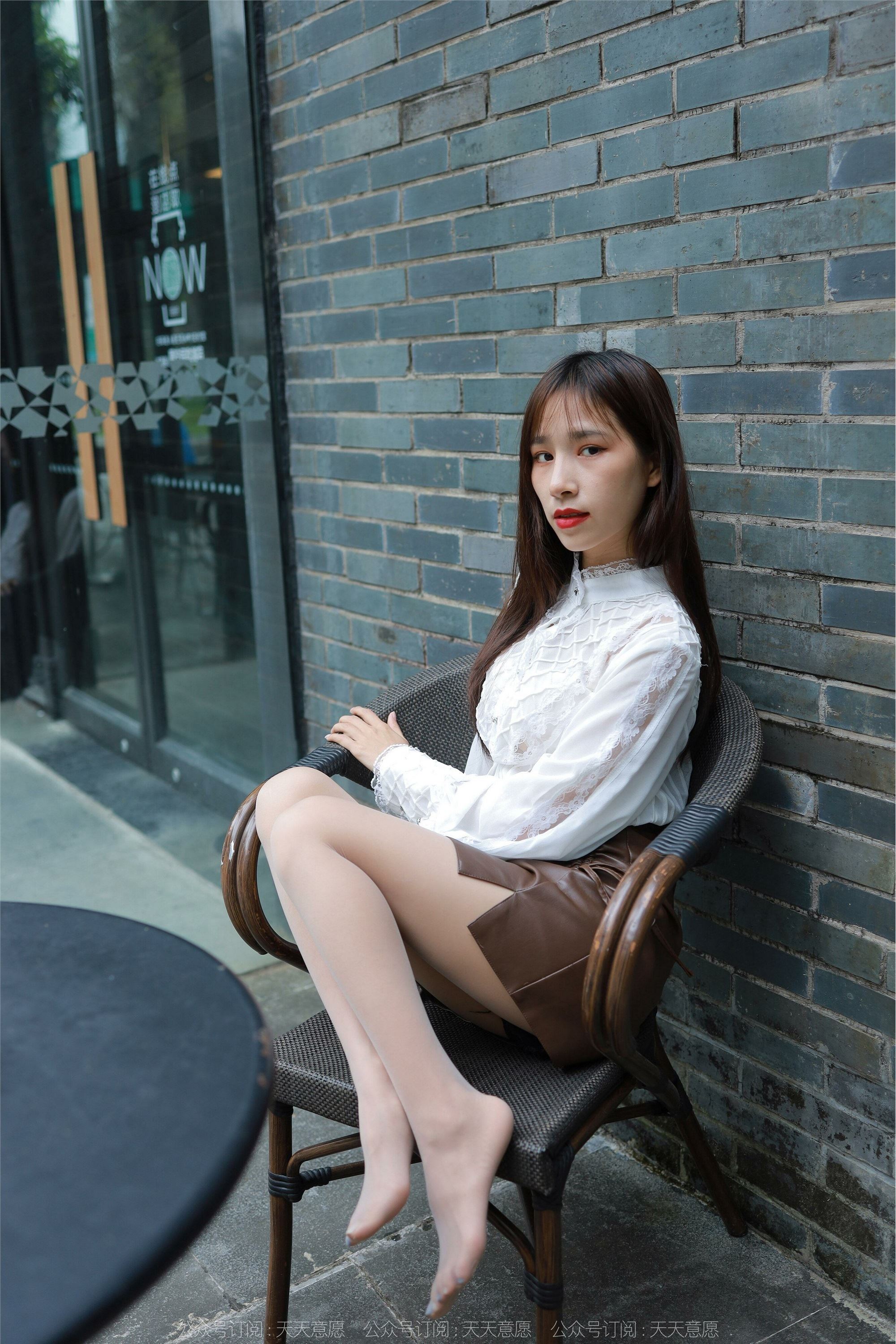 IESS异思趣向  2022.05.09 丝享家 1083：美子《金色凉鞋》